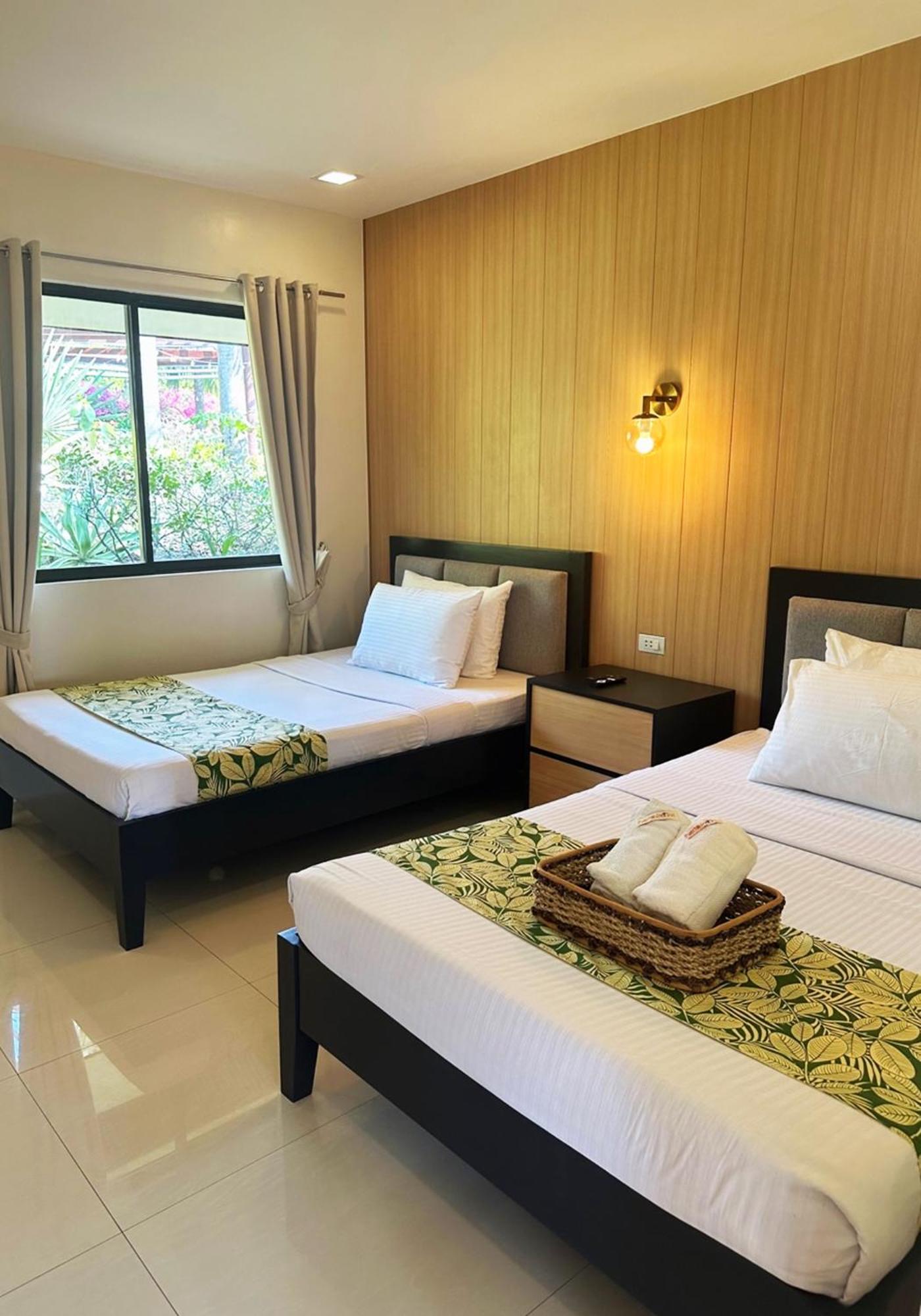 Puerto Del Sol Beach Resort And Hotel Club Bolinao Pangasinan Esterno foto