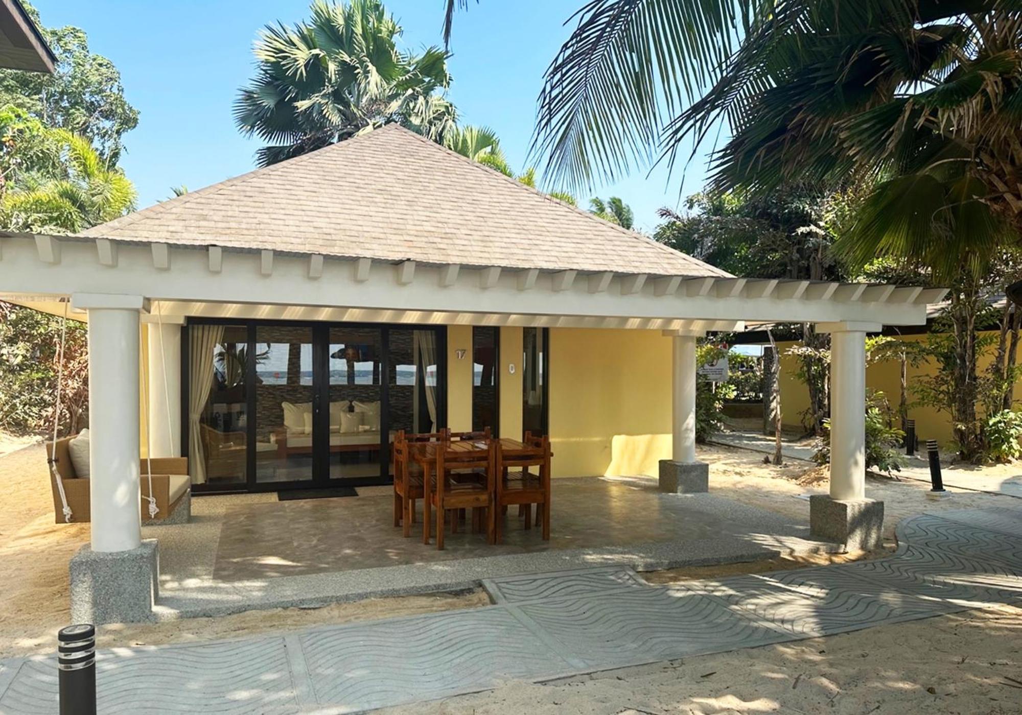 Puerto Del Sol Beach Resort And Hotel Club Bolinao Pangasinan Esterno foto