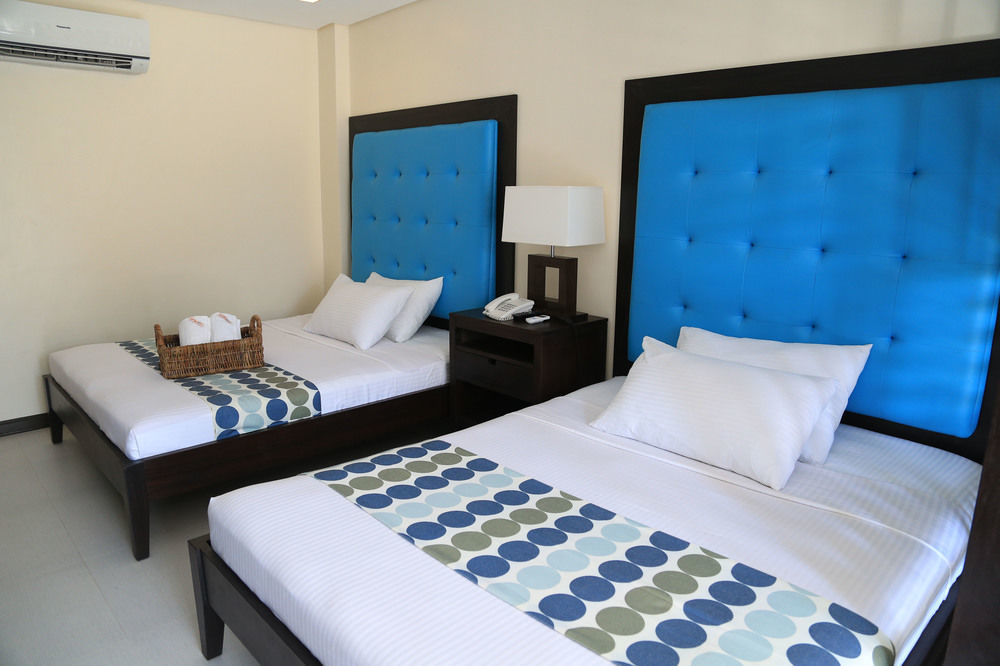 Puerto Del Sol Beach Resort And Hotel Club Bolinao Pangasinan Esterno foto