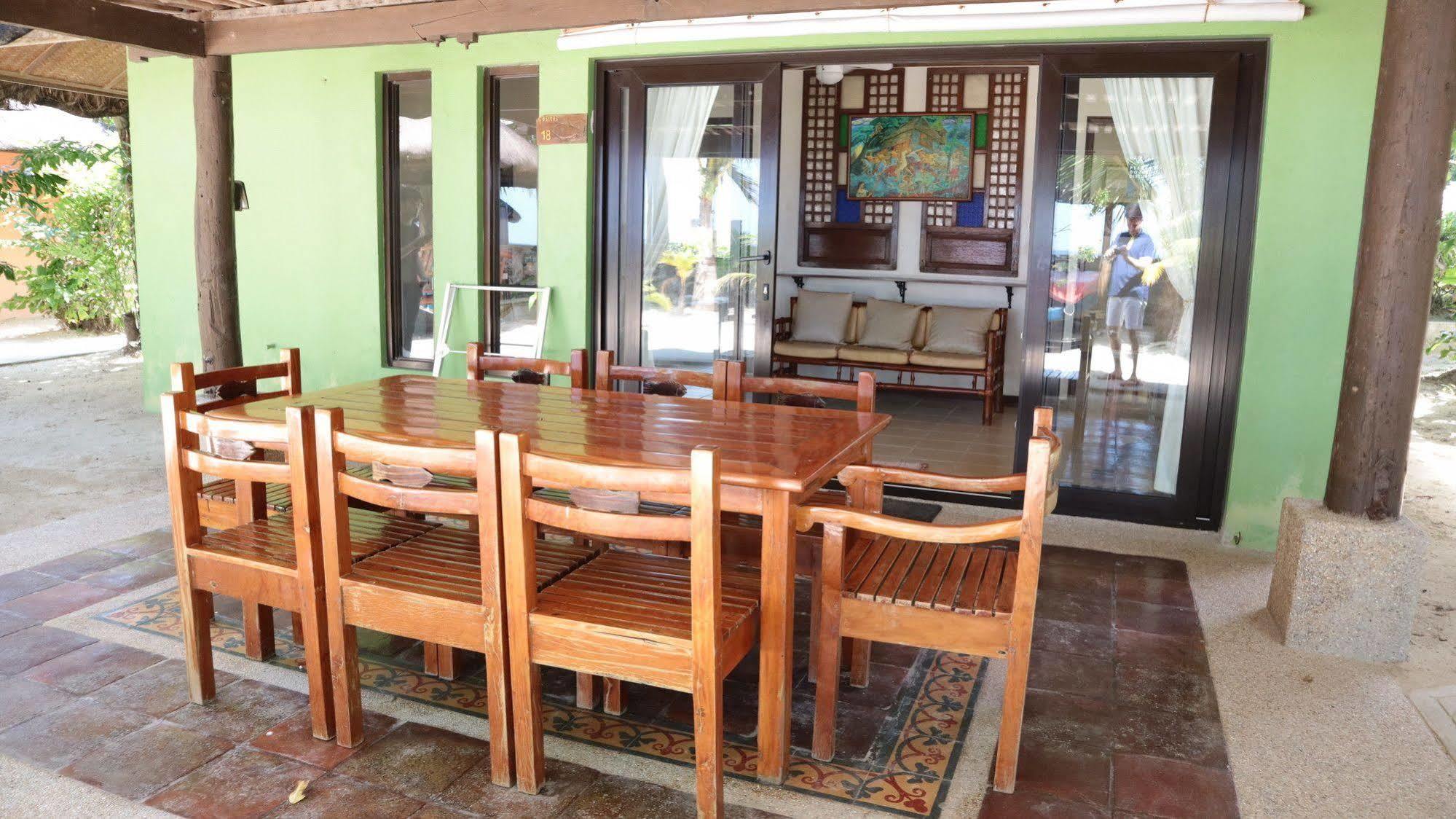 Puerto Del Sol Beach Resort And Hotel Club Bolinao Pangasinan Esterno foto