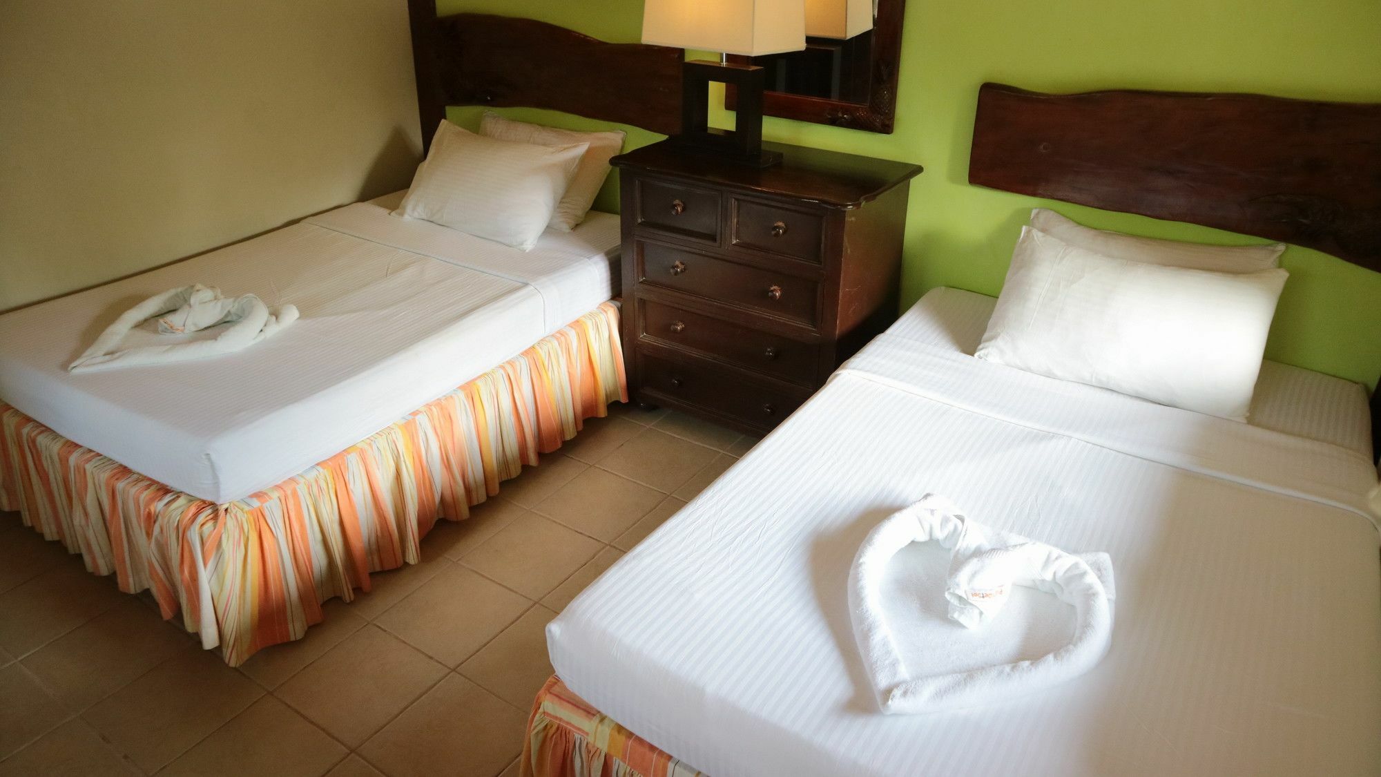 Puerto Del Sol Beach Resort And Hotel Club Bolinao Pangasinan Esterno foto